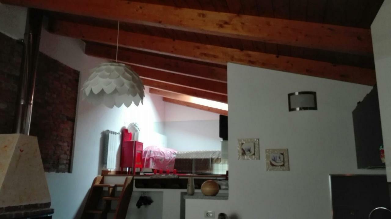 アレッサンドリアLa Casa Nel Soleアパートメント エクステリア 写真