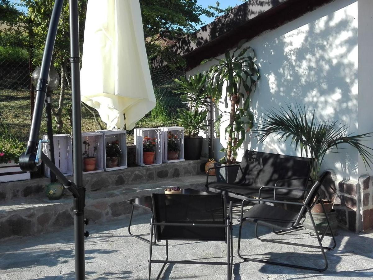アレッサンドリアLa Casa Nel Soleアパートメント エクステリア 写真